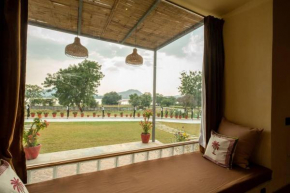 1br Cottage with Pool - Eagle's Nest by Roamhome